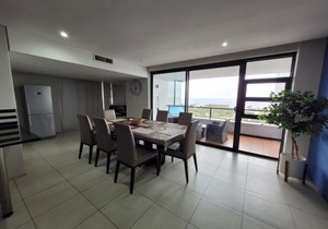 Accommodation Front - Exquisite 6 Sleeper Apartment with Ocean Views