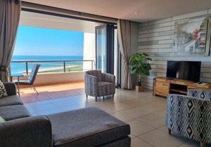 Accommodation Front - Immaculate 4 Sleeper with Ocean & Harbour Views