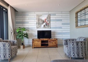 Accommodation Front - Immaculate 4 Sleeper with Ocean & Harbour Views