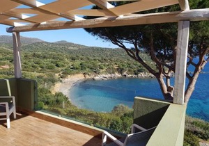 Accu is Prezzus tipo D1 fronte mare