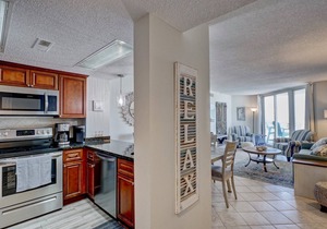 Adorable, recently updated oceanfront condo, amazing views!