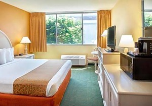 Airport Honolulu Hotel