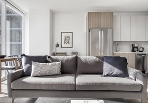 Airy South Loop Jr 1BR w/Lounge, Pool & Gym nr Grant Park, by Blueground