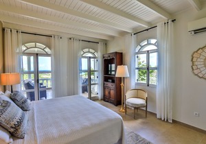 ALL NEW-MILLE FLEURS-Spectacular Ocean Views & Privacy-FORMER DIANA ROSS ESTATE