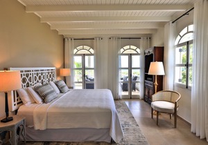 ALL NEW-MILLE FLEURS-Spectacular Ocean Views & Privacy-FORMER DIANA ROSS ESTATE
