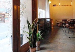 Almond hostel & cafe Shibuya
