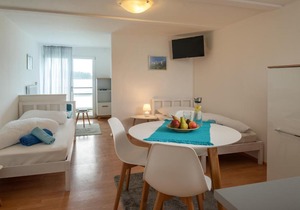 Alpine Hostel B3