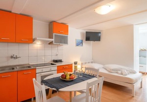 Alpine Hostel B4