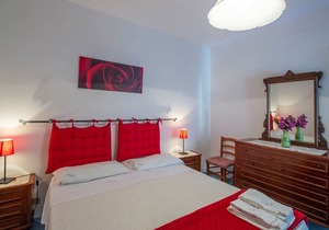 Amalfi Coast Apartment Bouganvillea