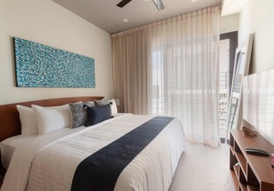 Amazing 2BR penthouse with private rooftop pool in 1 location 150m away from the beach