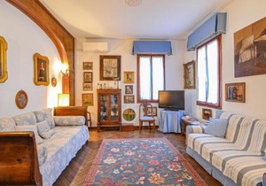 Amazing Home In Lido Di Venezia With Kitchen