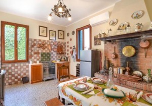 Amazing Home In Lido Di Venezia With Kitchen