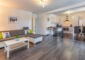 Amazing home in Pula with WiFi