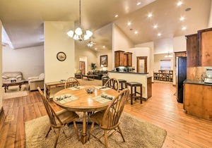 Amazing Priest Lake Home on Golf Course with Views!