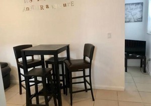 Amazing West wynwood Guest House