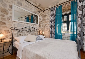 Amelie 2 - Studio Apartment, Sleeps 2