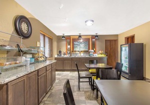 AmericInn by Wyndham Delafield