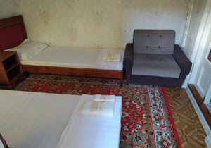 Amir-Yaxyo Hotel
