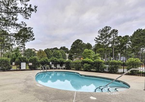 Anderson Creek Resort Condo on Golf Course w/ Pool