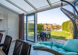 Antibes 234 - Kustpark Village Scaldia - Detached holiday home directly at the lake with spacious garden