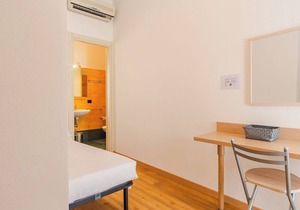 Antiche Mura 3 - One Bedroom Guest House, Sleeps 1