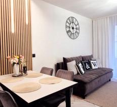 Apartament Black-White