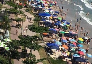 Apartamento Meia Preia