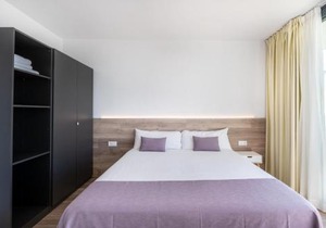 Aparthotel Comtat Sant Jordi