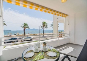 Apartment - 1 Bedroom with WiFi and Sea views - 109024