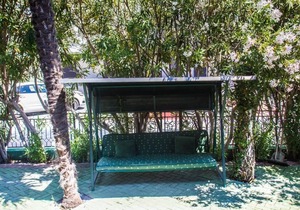 Apartment 1,yellow,for 4 People,500 Meter from the "Grate Beach",Breakfast incl.