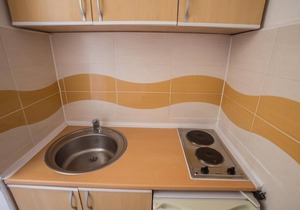 Apartment 1,yellow, for 5 People,500 Meter from "Grate Beach",Breakfast included