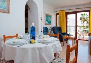 Apartment - 2 Bedrooms with Pool and Sea views - 107625
