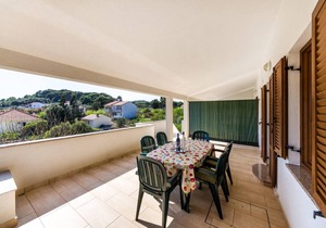Apartment ∙ 2 bedrooms ∙ 5 guests