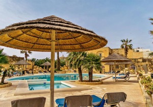 Apartment ∙ 4 bedrooms ∙ 9 guests