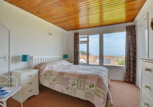 Apartment ∙ 4 bedrooms ∙ 6 guests