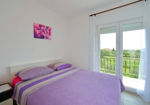 Apartment Aleksandra - 10 m from sea: A5(4) - Bibinje, Zadar riviera, Croatia