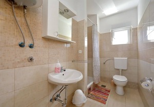 Apartment Aleksandra - 10 m from sea: A5(4) - Bibinje, Zadar riviera, Croatia