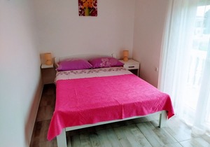 Apartment Aleksandra - 10 m from sea: A4(2+2) - Bibinje, Zadar riviera, Croatia