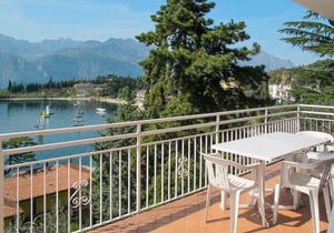 Apartment Belvedere-2 by Interhome