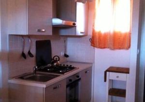 Apartment in a residence near the sea