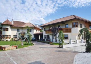 Apartment in Dolomites with Pool Access