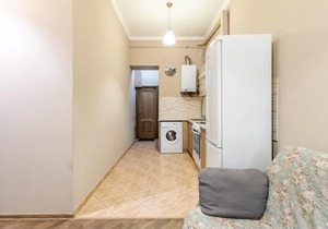 Apartment on Stavropihiiska Street 2