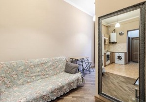 Apartment on Stavropihiiska Street 2