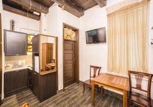 Apartment on Valova 16-2- 2 minutes to Market Square