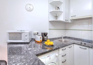 Apartment Palmiers I-5 by Interhome