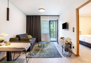 Apartment "Pauli 4" with Mountain View, View of the spa town of Merano, Balcony & Wi-Fi