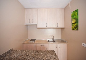 Apartment Ses Veles 1 dormitorio close to the Beach with Sea View, Pool, Wi-Fi & Garden