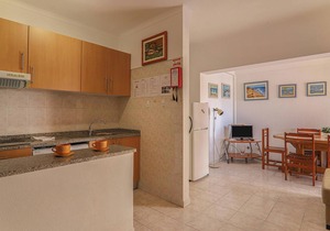Apartment Torre Sol 107 - Vista Mar on the Beach with Garden & Balcony
