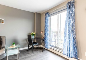 Apartment with Patio - Near DT Hamilton!