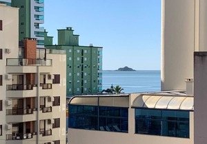 Apartment with sea view Meia Praia Itapema